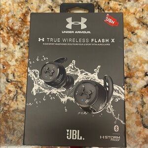 *SOLD* Under Armour True Wireless Flash X Earbuds